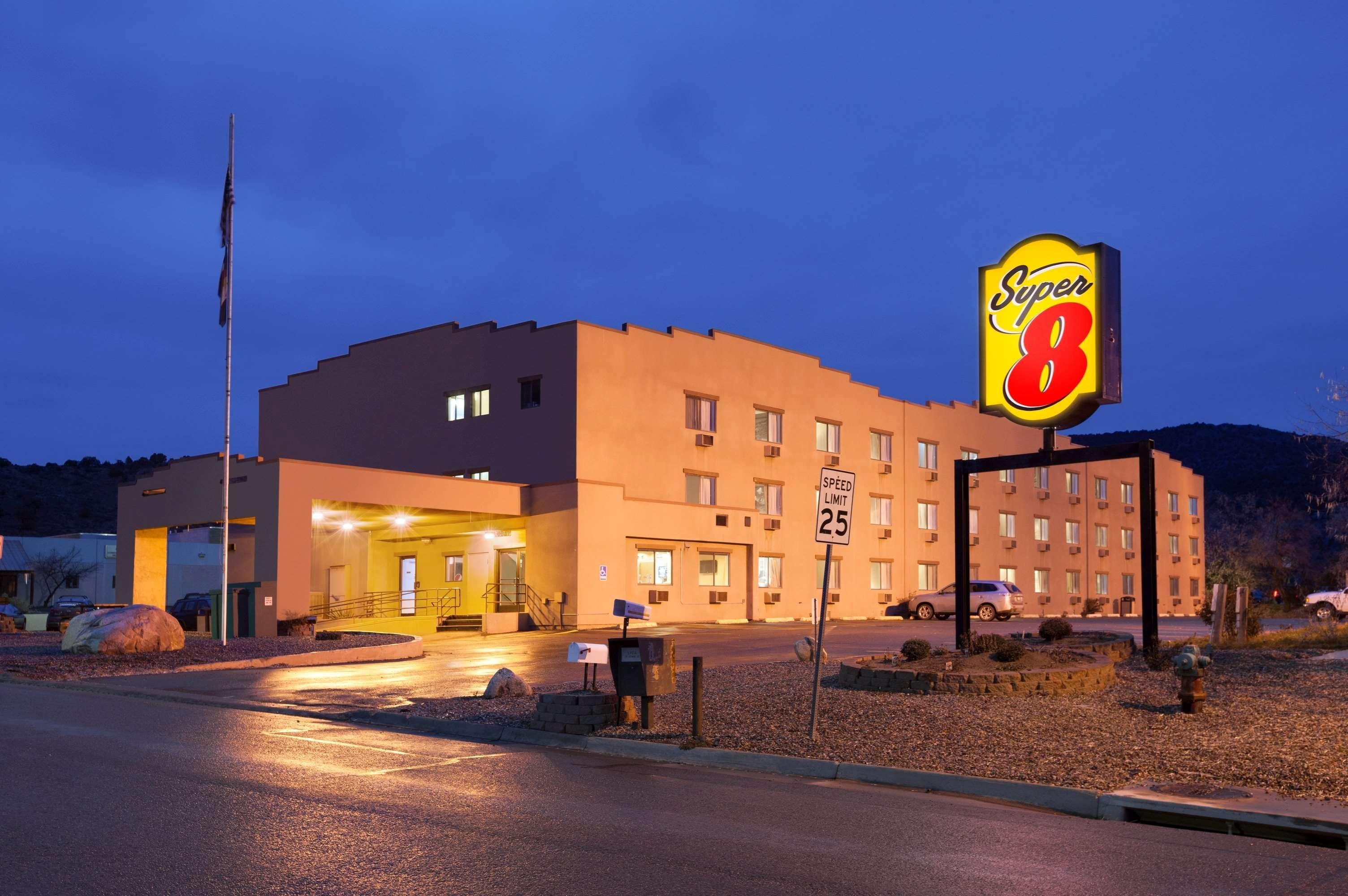 Super 8 By Wyndham 2*