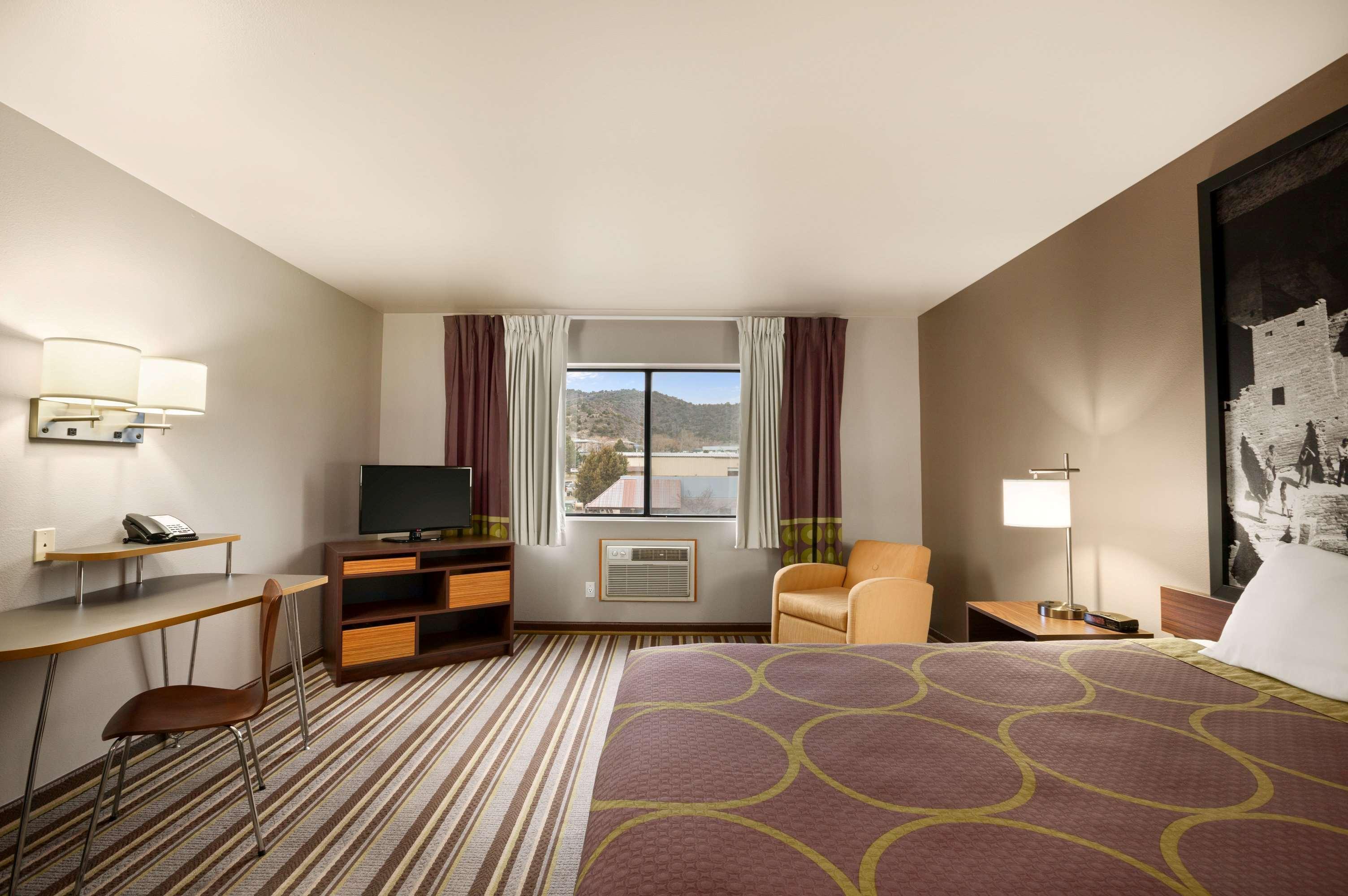 Motel Super 8 By Wyndham 2*