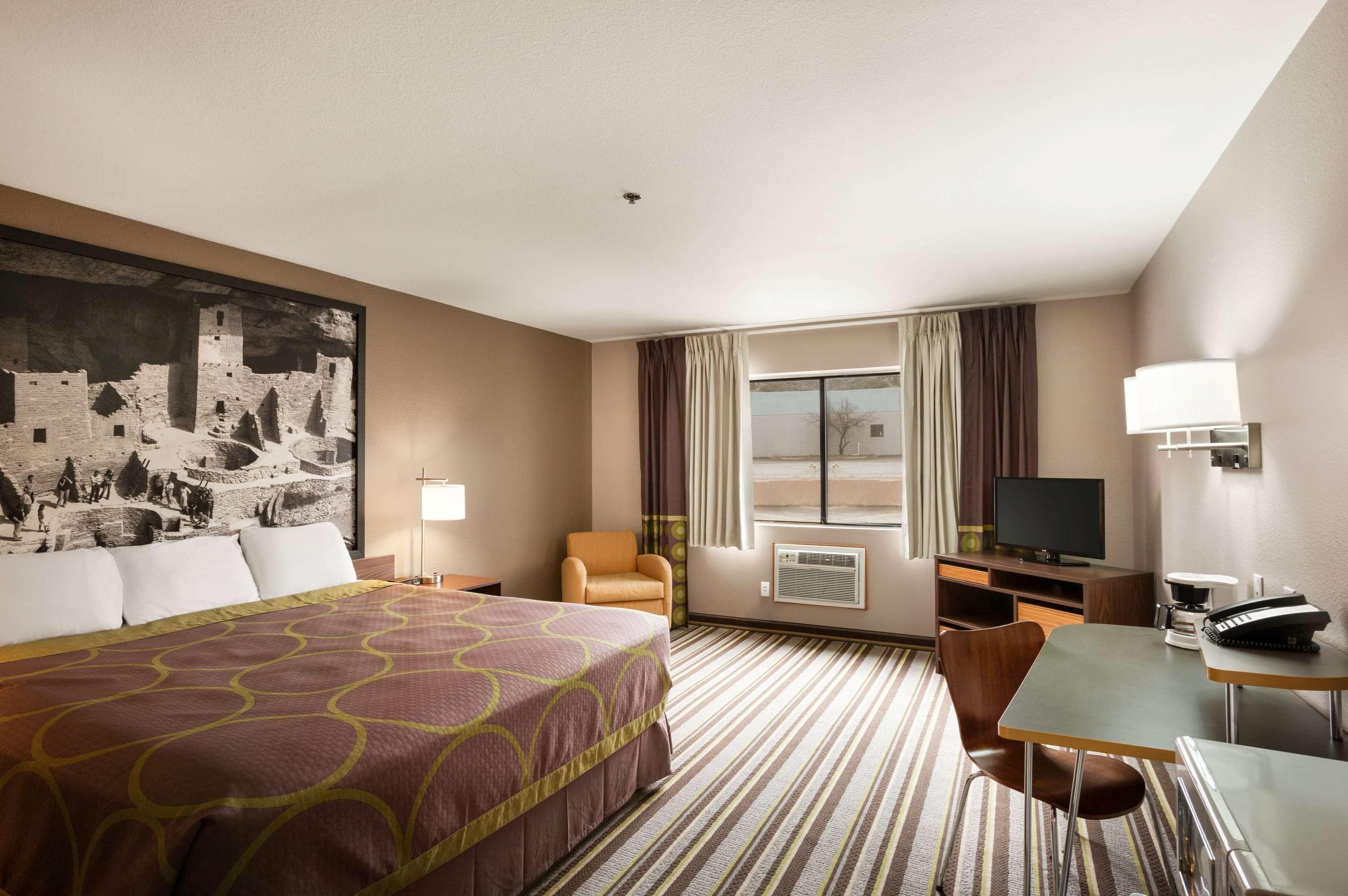 Super 8 By Wyndham Motel 2*