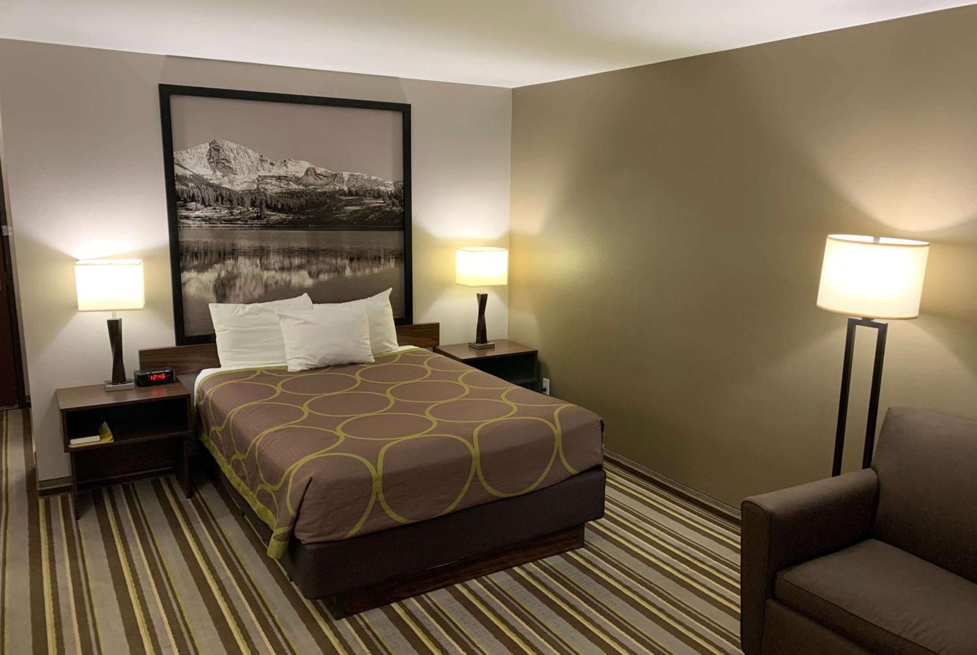 Super 8 By Wyndham 2*