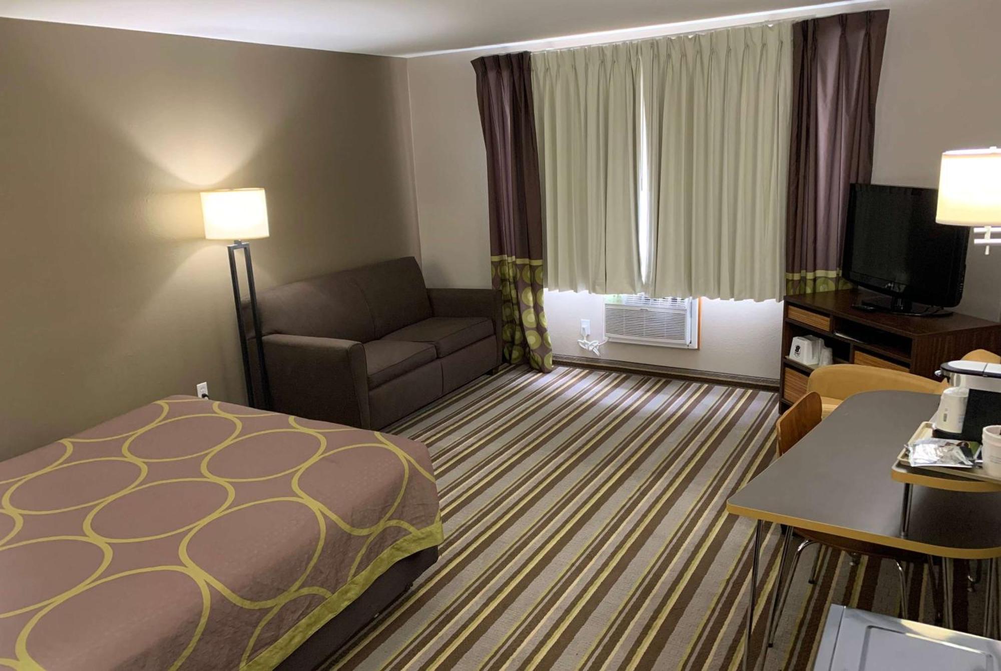 Super 8 By Wyndham