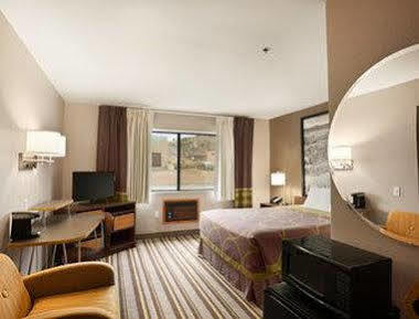 Super 8 By Wyndham Motel 2*